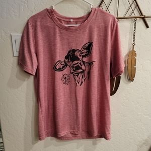 Pink tee with cow western theme